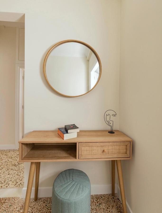 Honeybee Apartment Ateny Zewnętrze zdjęcie