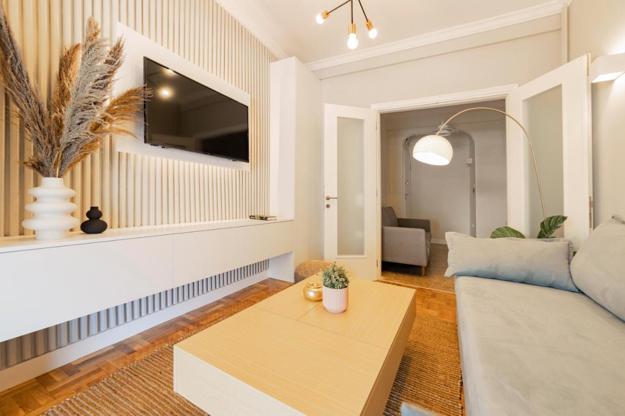 Honeybee Apartment Ateny Zewnętrze zdjęcie