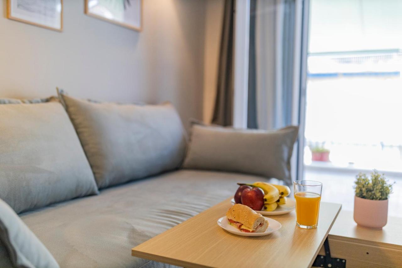 Honeybee Apartment Ateny Zewnętrze zdjęcie