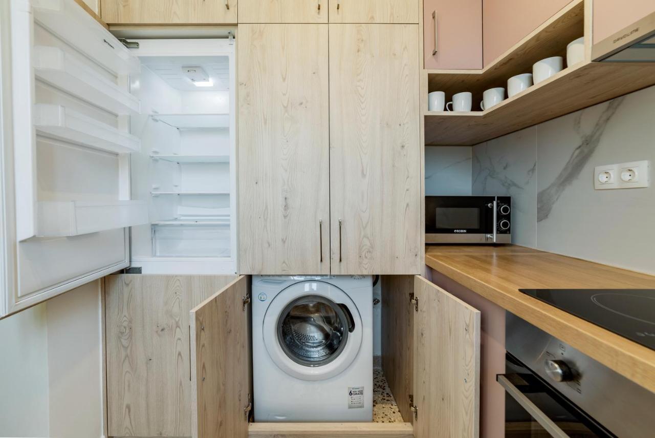 Honeybee Apartment Ateny Zewnętrze zdjęcie
