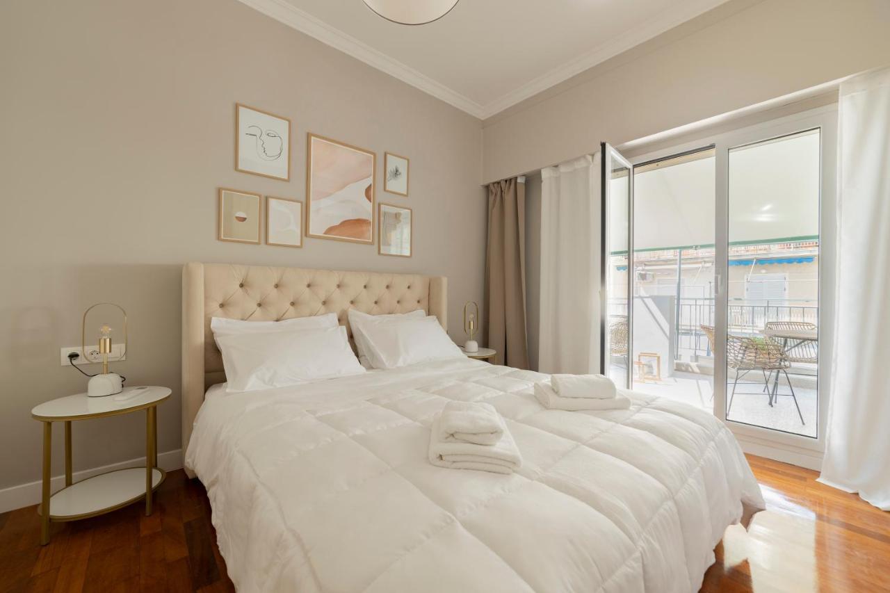 Honeybee Apartment Ateny Zewnętrze zdjęcie